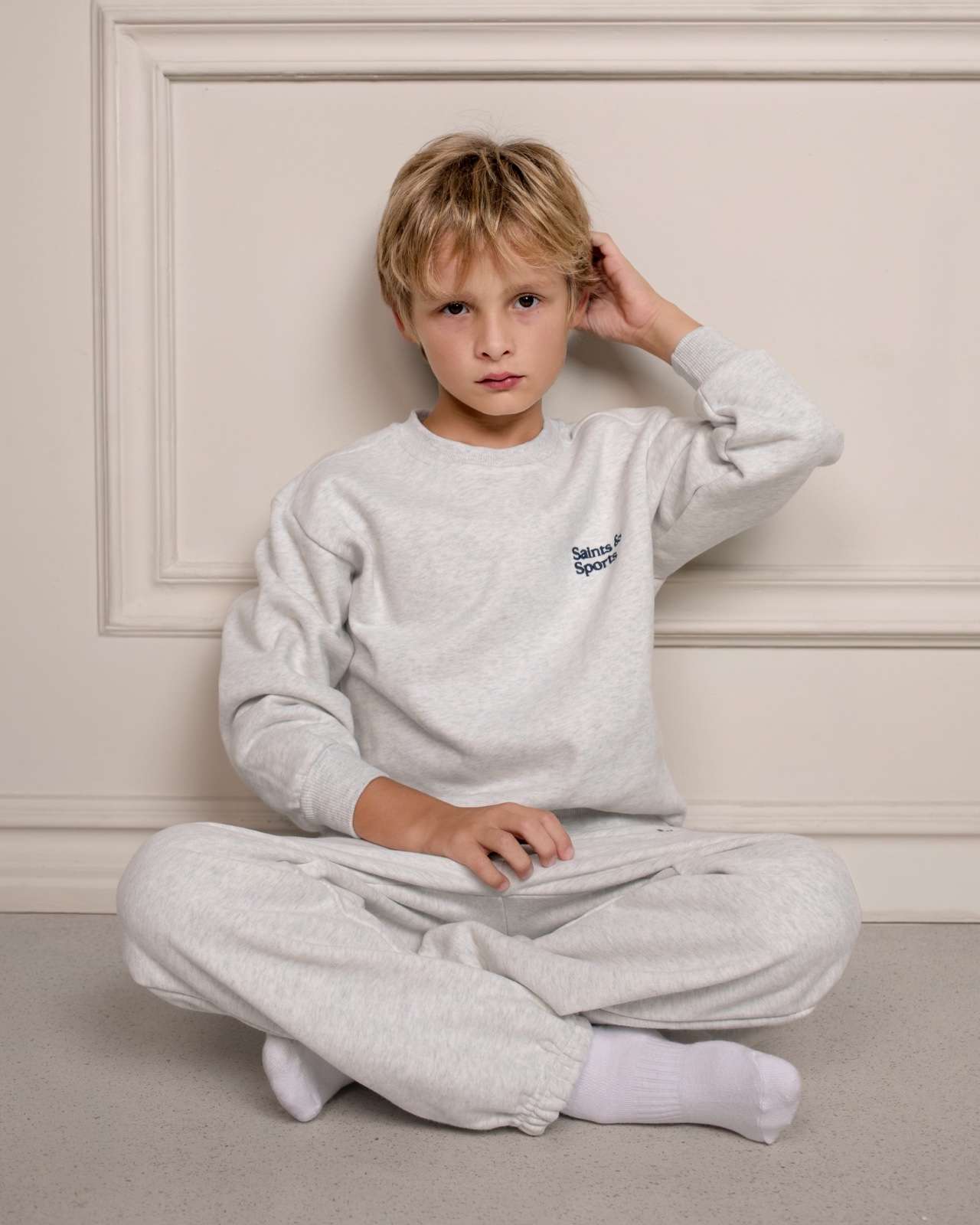 SaintsWeight™ 450 Junior Classic Sweatshirt Heather Grey (Model 3) - Saints & Sports