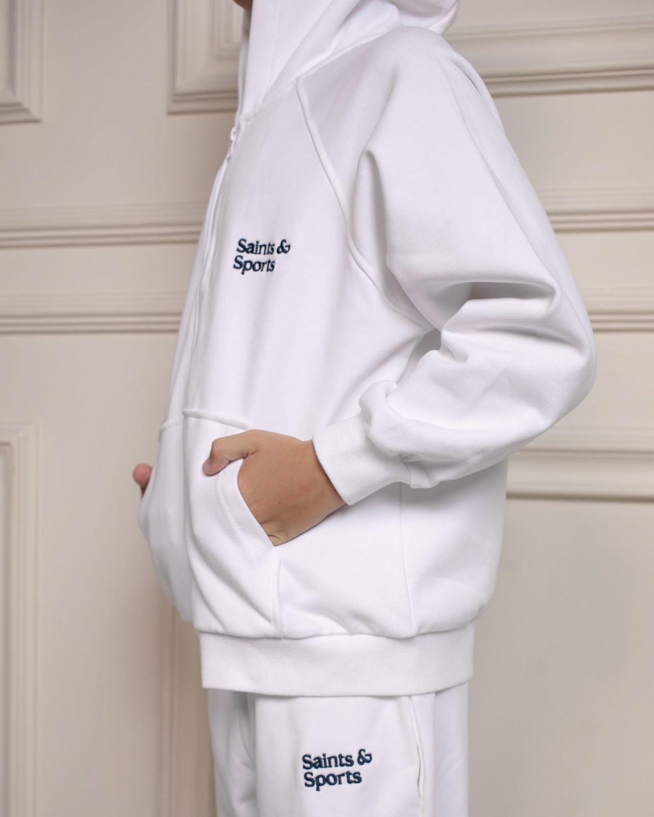 SaintsWeight™ 450 Junior Hoodie Porcelain White (Model 1) - Saints & Sports