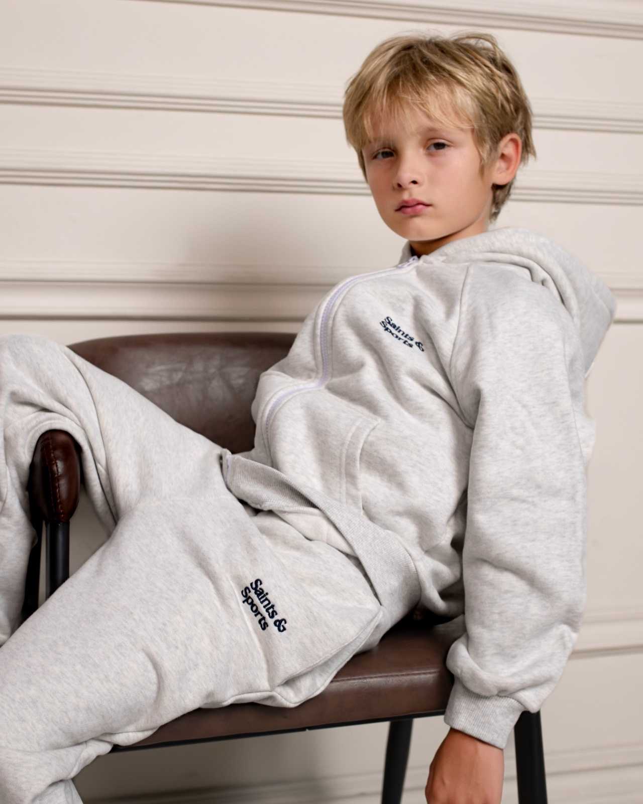 SaintsWeight™ 450 Junior Classic Sweatpants Heather Grey (Model 1) - Saints & Sports